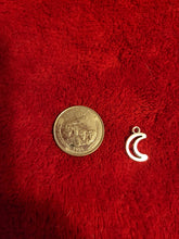 Charger l'image dans la galerie, Space Charms