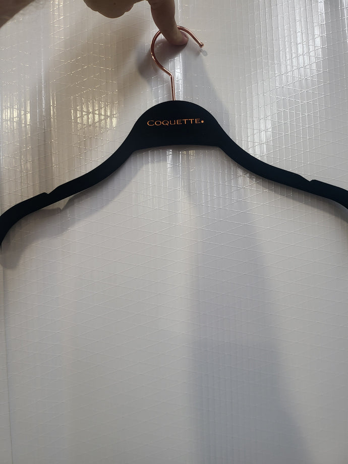21598 Velvet Hanger by COQUETTE