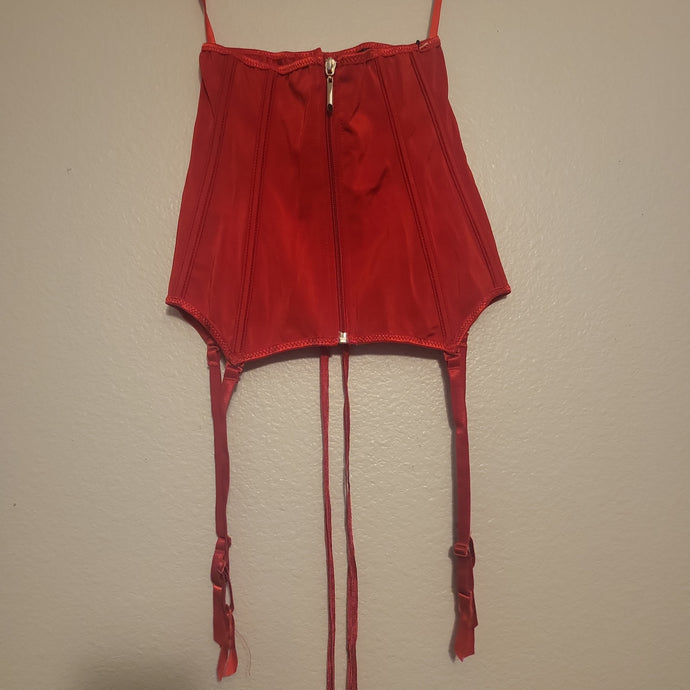 Small red waist cincher