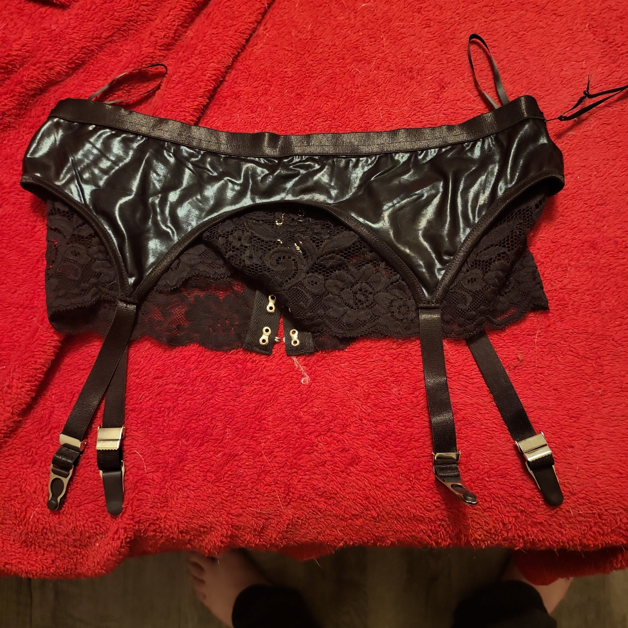 Small Black Lace Garter Belt  Grey Trade