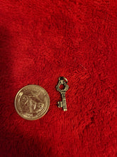 Charger l&#39;image dans la galerie, Lock and Key Charms
